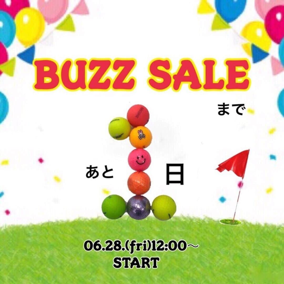 のインスタグラム：「. . こんにちは♪ CURUCURU キュルキュル staff です☺︎ . ★SALEまであと1日★ . 06.28.(fri)昼12:00～ サマー SALE スタートします！🎉⛳️ . オトク情報をまとめたタイムテーブルも公開中ですので、 ぜひ事前にチェックして下さいね🌟 ※プロフィールTOPページのURLから確認できます♪ . 【6/28 セールSTART ブランド】 #パーリーゲイツ #ジャックバニー #ビームスゴルフ #マークアンドロナ #ルコックゴルフ #デサントゴルフ #トミーヒルフィガー #アドミラルゴルフ #キャロウェイ　などなど . 約30ブランドが一斉セールスタート！ . 明日、昼12:00 皆さまの ご来場お待ちしてます！😆 ______________________________ #curucuru  #キュルキュル #キュルキュルセレクト #golf #golfstagram  #instagolf #ゴルフ #ゴルフ女子  #ゴルフコーデ #ゴルフウェア #ゴルフファッション #sale #セール #カウントダウン #あと1日」