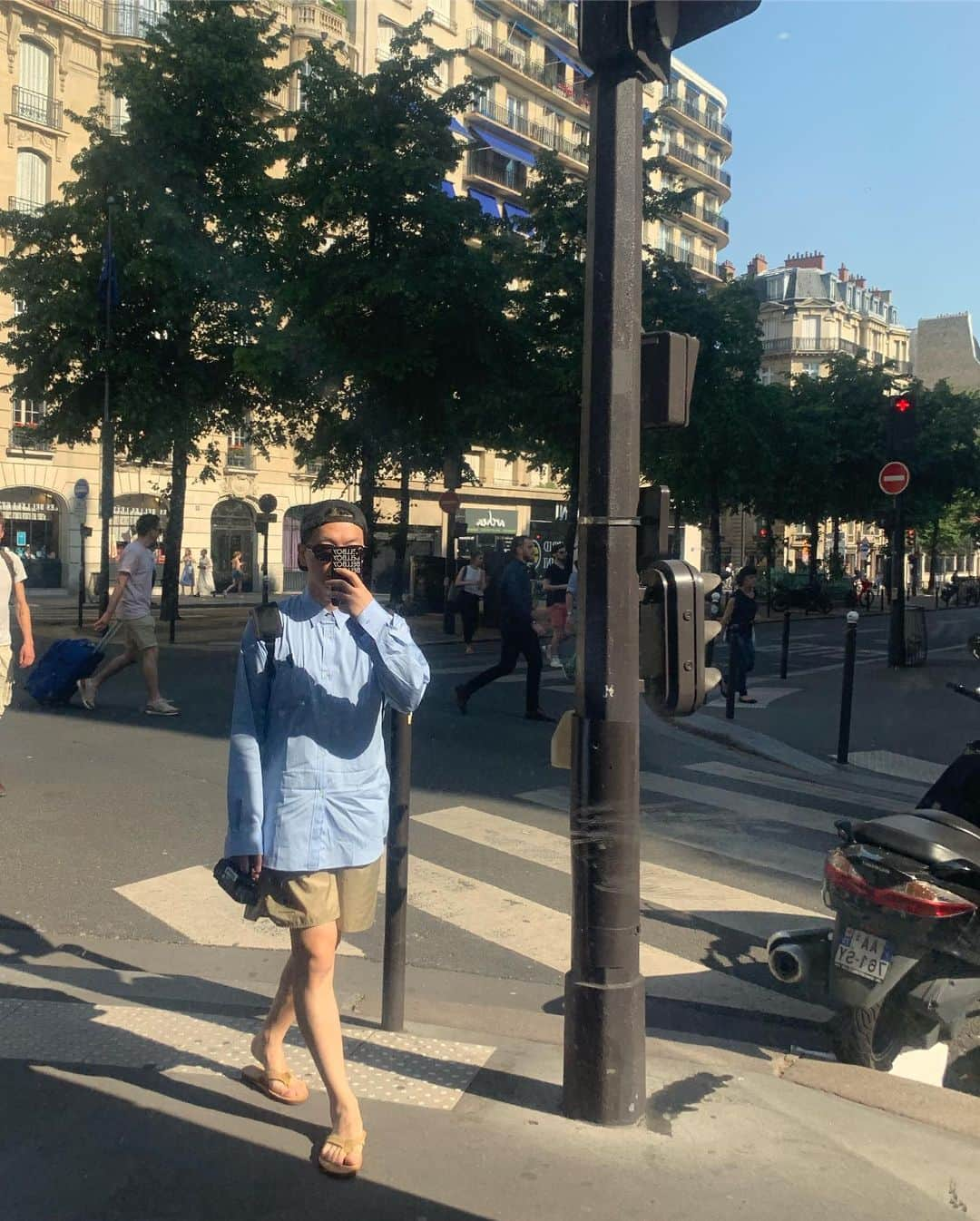 イ・ドンフィさんのインスタグラム写真 - (イ・ドンフィInstagram)「Paris」6月27日 12時48分 - dlehdgnl