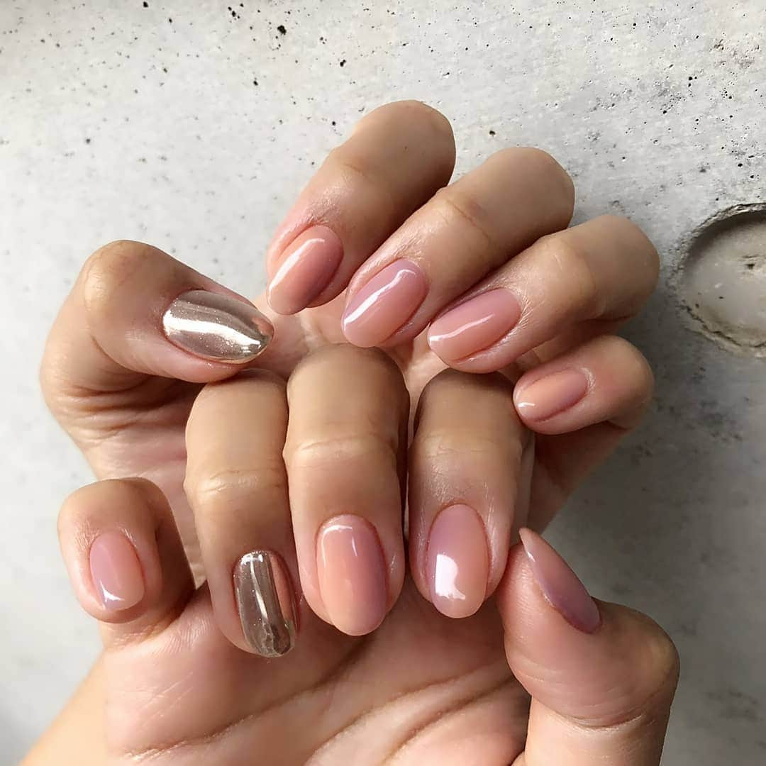 夏菜さんのインスタグラム写真 - (夏菜Instagram)「New💅 うすーいコーラルピンクにうすーい紫を重ねて。 グラデーションがsunsetみたい🌅💜🧡 @yukiko.asano.tsujimoto  @beborn_tokyo」6月27日 13時21分 - natsuna_official