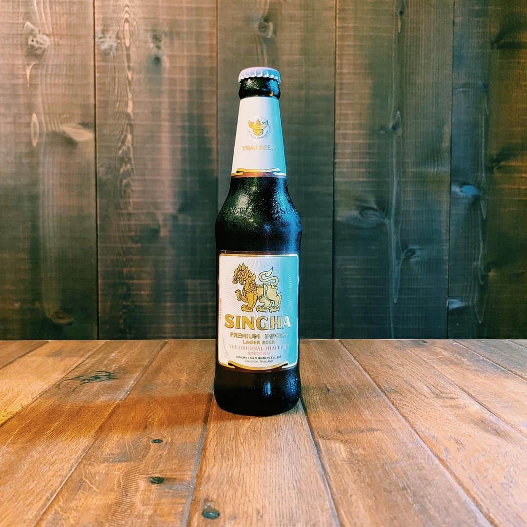 アジアンビストロDai新百合ケ丘のインスタグラム：「. . タイのシンハービール 瓶ビールも豊富に取り揃えております🍺 . . #瓶ビール #ビール #シンハービール」