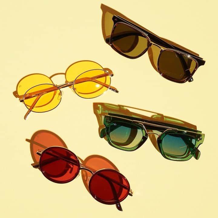 ロック&リパブリックのインスタグラム：「Today, we’re all like 😎 #nationalsunglassesday #Kohls」