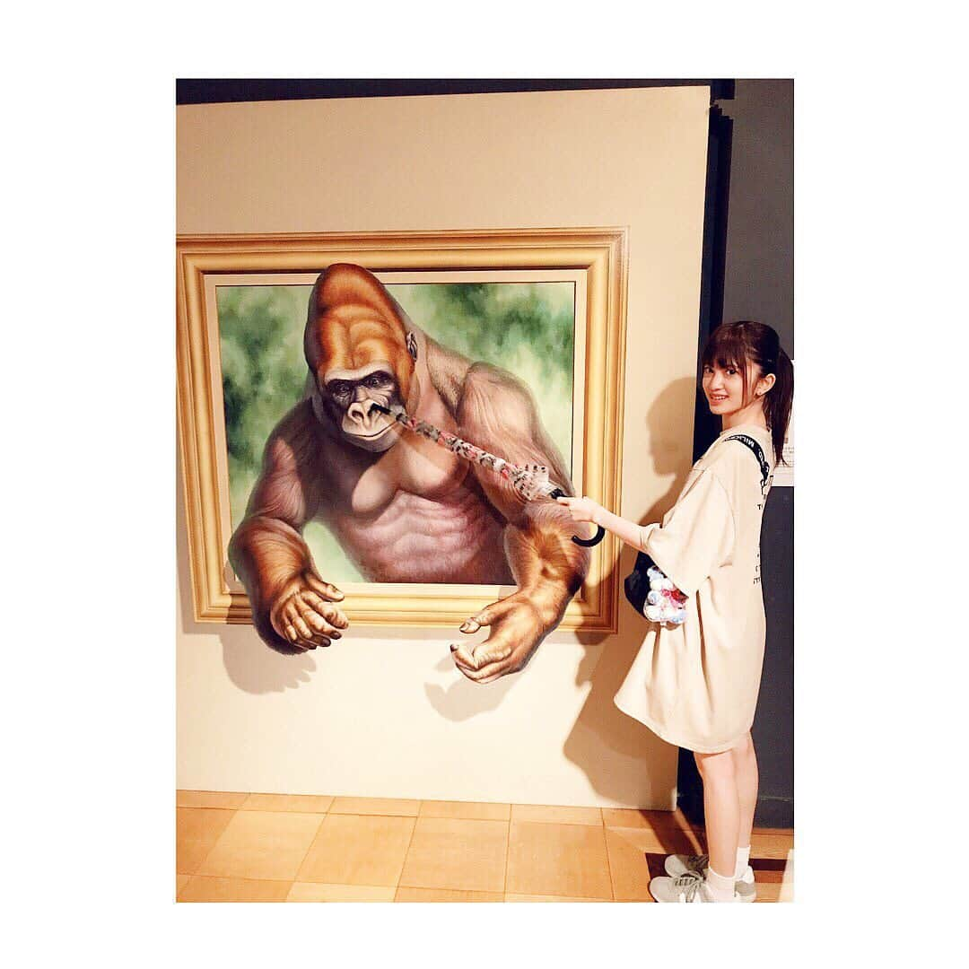 川原美咲さんのインスタグラム写真 - (川原美咲Instagram)「#ハウステンボス #バラ祭 #第一弾投稿 ＃みさっきーと雨の中行ってきました♫ #3Dアートの使い方他の人と絶対違うあたりさすがWみさき。  雨だったけど楽しすぎた〜💛💕」6月27日 23時26分 - misaki_888_sagasaikou