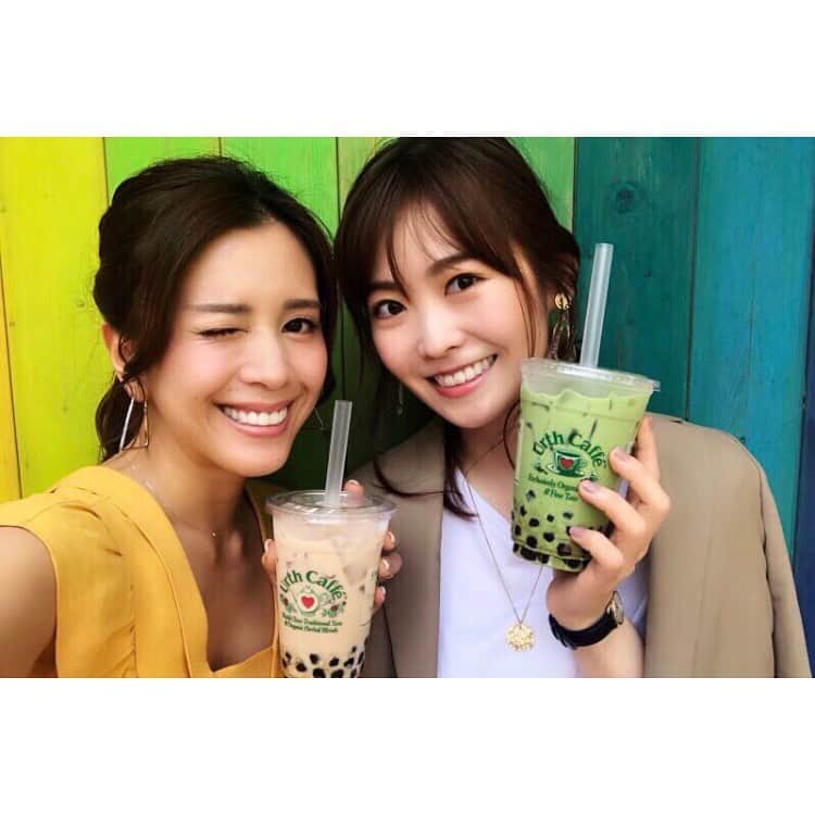 太田葉子さんのインスタグラム写真 - (太田葉子Instagram)「麻理耶さんと表参道でアフタヌーンティー😍﻿ ﻿ 麻理耶さんは、美人で気さくで﻿ 会うと元気をもらえる素敵なお方💖﻿ ﻿ ディズニープリンセスと一緒に﻿ お茶してる気分で、文字通り﻿ 夢のようなひと時でした〜🤤💕﻿﻿ ﻿ 麻理耶さんありがとうございました💖﻿ ﻿﻿ #黒田麻理耶 ﻿ #女社長﻿ #かっこよすぎる﻿ #美人﻿ #映えまくり﻿ #urthcaffe ﻿ #urthcafe表参道 ﻿ #タピオカ部 ﻿ #タピ活 ﻿ #映えカフェ ﻿ #映えスポット ﻿ #GENIC #genic_cafe ﻿ #TOKYOcafe ﻿ #tapioca ﻿#cafestagram﻿」6月27日 23時35分 - instayoko
