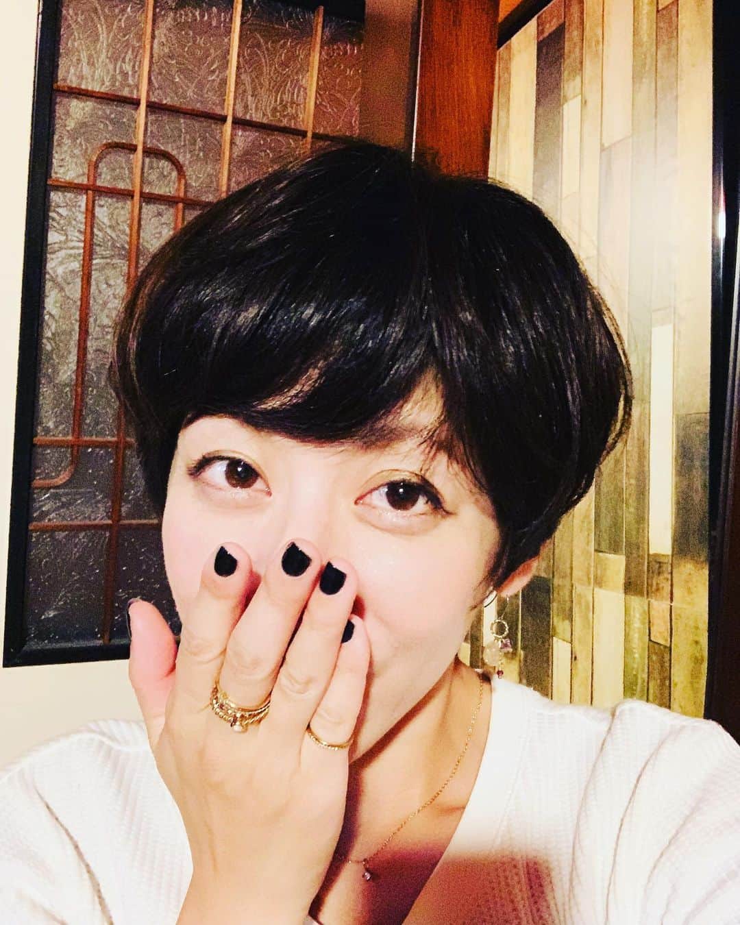 サトウヒロコさんのインスタグラム写真 - (サトウヒロコInstagram)「✂️ 髪きりました。 宇都宮のケークライスで。 もちろん担当はゆみかさん。 ちょきちょき。 ・ #ケークライス #宇都宮 #美容室 #美容院 #ショートカット #ショートカット女子」6月27日 23時30分 - satohiroko1208