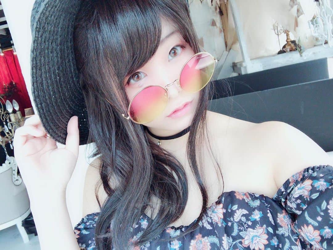 くろねこさんのインスタグラム写真 - (くろねこInstagram)「もうすぐ夏！ #selfie #japanesegirl #自撮り #自撮り女子 #夏」6月28日 0時09分 - kuronekoshi_nya