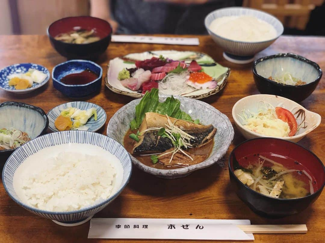 永尾まりやさんのインスタグラム写真 - (永尾まりやInstagram)「@ai.tsubakihara  あいちゃんの誕生日遅れてしまったけどお祝い㊗️素敵ランチ素敵テラス . . #代官山 #daikanyama  #末ぜん #ivyplace」6月27日 16時27分 - mariyagi_san