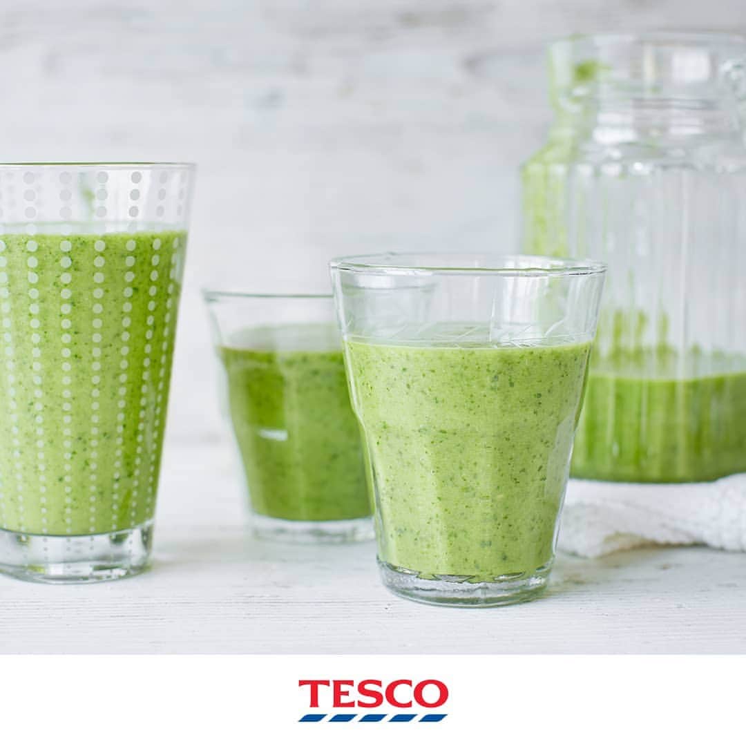 Tesco Food Officialさんのインスタグラム写真 - (Tesco Food OfficialInstagram)「Green for GO! This power smoothie blitzes avocado, lime and spinach into a green fighting machine. Add our pressed apple juice for a hit of crisp sweetness, now on offer in-store and online.  Ingredients 1-2 limes, juiced 2 avocados (fresh or frozen), stoned with flesh scooped out and roughly chopped 75g (3oz) spinach 10g (1/3oz) mint, leaves picked 300ml (1/2pt) cloudy apple juice 200ml (1/3pt) water  Method Place half the lime juice, plus all the other ingredients in a blender and blitz until totally smooth. Taste and add more lime if needed.」6月27日 16時32分 - tescofood