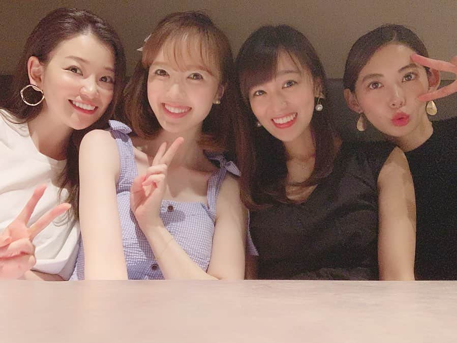 陽菜えみるさんのインスタグラム写真 - (陽菜えみるInstagram)「. 💖Birthday Dinner💖 🎉おめでとう裕子🎂💕 . この3人での裕子のお祝いも 出逢いはもっと長いけど 今年が5回目👏🌈✨✨なはず(笑) 色んな縁があっての4人だけど この4人全員で初めて集まる きっかけになったのも 裕子の誕生日だったなぁ〜☺️ . それも裕子の魅力で 彼女にはきっと 人を惹きつける力がある🤝✨✨ これからも元気で明るくて 誰とでも仲良くなれる みんなが大好きなゆうでいてね🥰 . . #久々の #4人 #楽しかった #ゆうこ #また一つ #大人になりました #6月生まれ #お誕生日おめでとう #人を惹きつける #魅力 #明るく #元気 #おもしろい この #4姉妹 の #末っ子 だけど #しっかりしてる #面倒見が良い でも #ある意味 #しっかりしてない たまに #心配 になる #たまには #自分のこと #優先 しなさいね #大好きな人 たち #loveyourself #bestfriend」6月27日 16時34分 - emiru_haruna