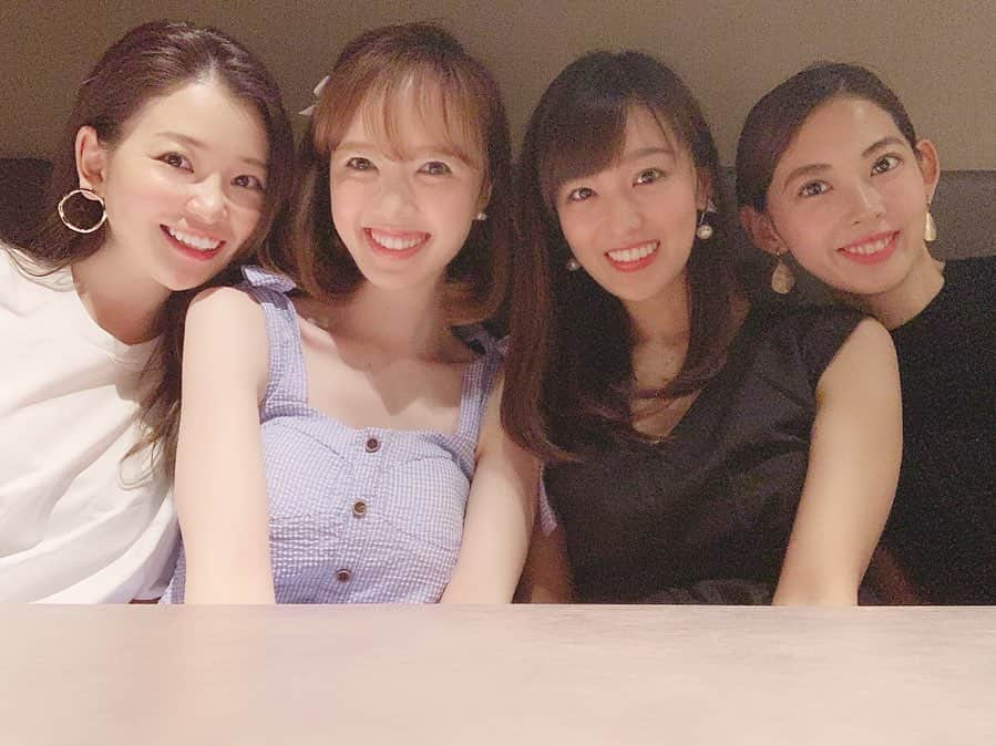 陽菜えみるさんのインスタグラム写真 - (陽菜えみるInstagram)「. 💖Birthday Dinner💖 🎉おめでとう裕子🎂💕 . この3人での裕子のお祝いも 出逢いはもっと長いけど 今年が5回目👏🌈✨✨なはず(笑) 色んな縁があっての4人だけど この4人全員で初めて集まる きっかけになったのも 裕子の誕生日だったなぁ〜☺️ . それも裕子の魅力で 彼女にはきっと 人を惹きつける力がある🤝✨✨ これからも元気で明るくて 誰とでも仲良くなれる みんなが大好きなゆうでいてね🥰 . . #久々の #4人 #楽しかった #ゆうこ #また一つ #大人になりました #6月生まれ #お誕生日おめでとう #人を惹きつける #魅力 #明るく #元気 #おもしろい この #4姉妹 の #末っ子 だけど #しっかりしてる #面倒見が良い でも #ある意味 #しっかりしてない たまに #心配 になる #たまには #自分のこと #優先 しなさいね #大好きな人 たち #loveyourself #bestfriend」6月27日 16時34分 - emiru_haruna