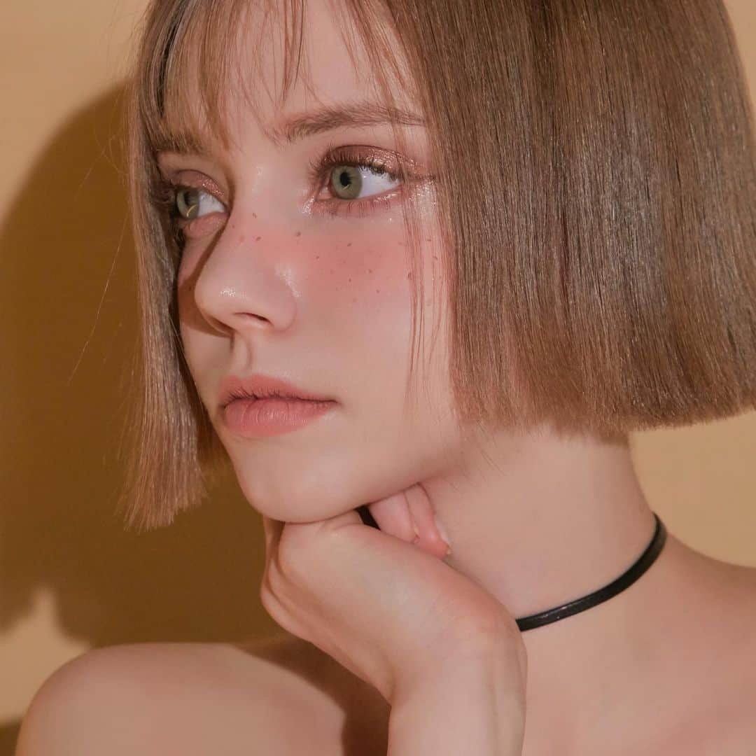 Chuuのインスタグラム：「페리윙클 펄 파우더 #히든브라운✨✨」