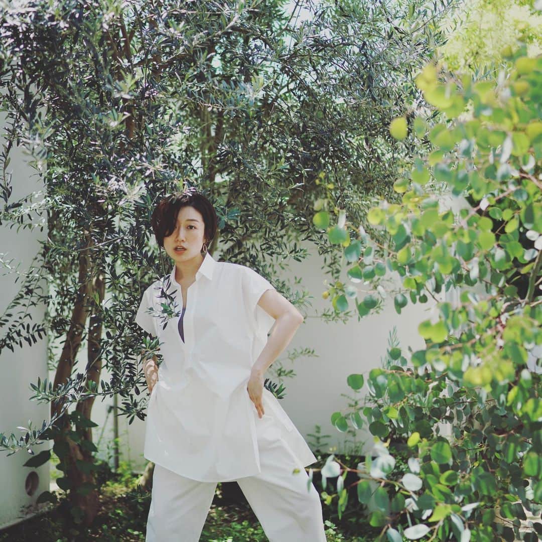山本真由美さんのインスタグラム写真 - (山本真由美Instagram)「. 🍢 . 夏おでん、 . たべたひ (˚ଳ˚) . #japan #botanical #garden  #buquet #植物 #人間 #camera  #photography #architecture  #建築 #sunny #likeforfollow #梅雨 #花 #シマトネリコ #byboe #一眼レフ  #model #写真好きな人と繋がりたい  #flower #life #tokyo #green #white  #花束 #ありがとう #likeforlikes」6月27日 18時24分 - mayumi_yamamoto.official