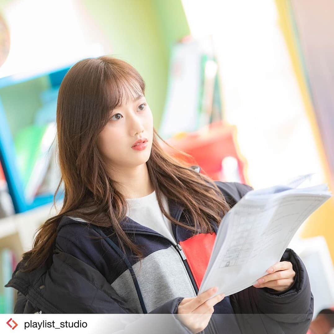 Aprilさんのインスタグラム写真 - (AprilInstagram)「#Repost from @playlist_studio . 누가 우리 김하를 욕했다구⁉️🤨 이제 얼마 남지 않은 에이틴ㅠㅠㅠㅠ 스포 조심하고 일곱 시에 만나🤫 . . . #에이틴 #에이틴2 #대신전해드립니다 #대전 #서연고대신전해드립니다 #웹드라마 #김하나 #싸움 #7시 #본방사수 #스포주의」6月27日 19時05分 - official.april