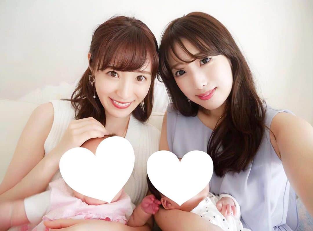 小林真由のインスタグラム：「⋆﻿ ⋆﻿ 少し前に千春さんと息子くんに会いに行ってきました♡﻿ 生まれたばかりの息子くん、﻿ 会いたかったよー😭💕﻿ 可愛くて可愛くてすでにイケメンくん。﻿ そして産後と思えない美しい千春さん、﻿ 良いお母さんだったなぁ☺️﻿ お祝いできて嬉しかった!﻿ ﻿ この日もつけてる星ピアス🌟﻿ 昨日新宿高島屋にもopenした﻿ ナチュラリジュエリのものでお気に入り。﻿ 揺れるパールは取り外しもできて3wayなの。﻿ 他にも可愛いアクセサリーが沢山あるので﻿ ぜひ足を運んでみてね✨﻿ @naturali_jewelry ﻿ #ママ #ママライフ #男の子ママ #女の子ママ #ナチュラリジュエリ #ピアス #アクセサリー #新宿 #新宿高島屋 #高島屋 #naturalijewelry」
