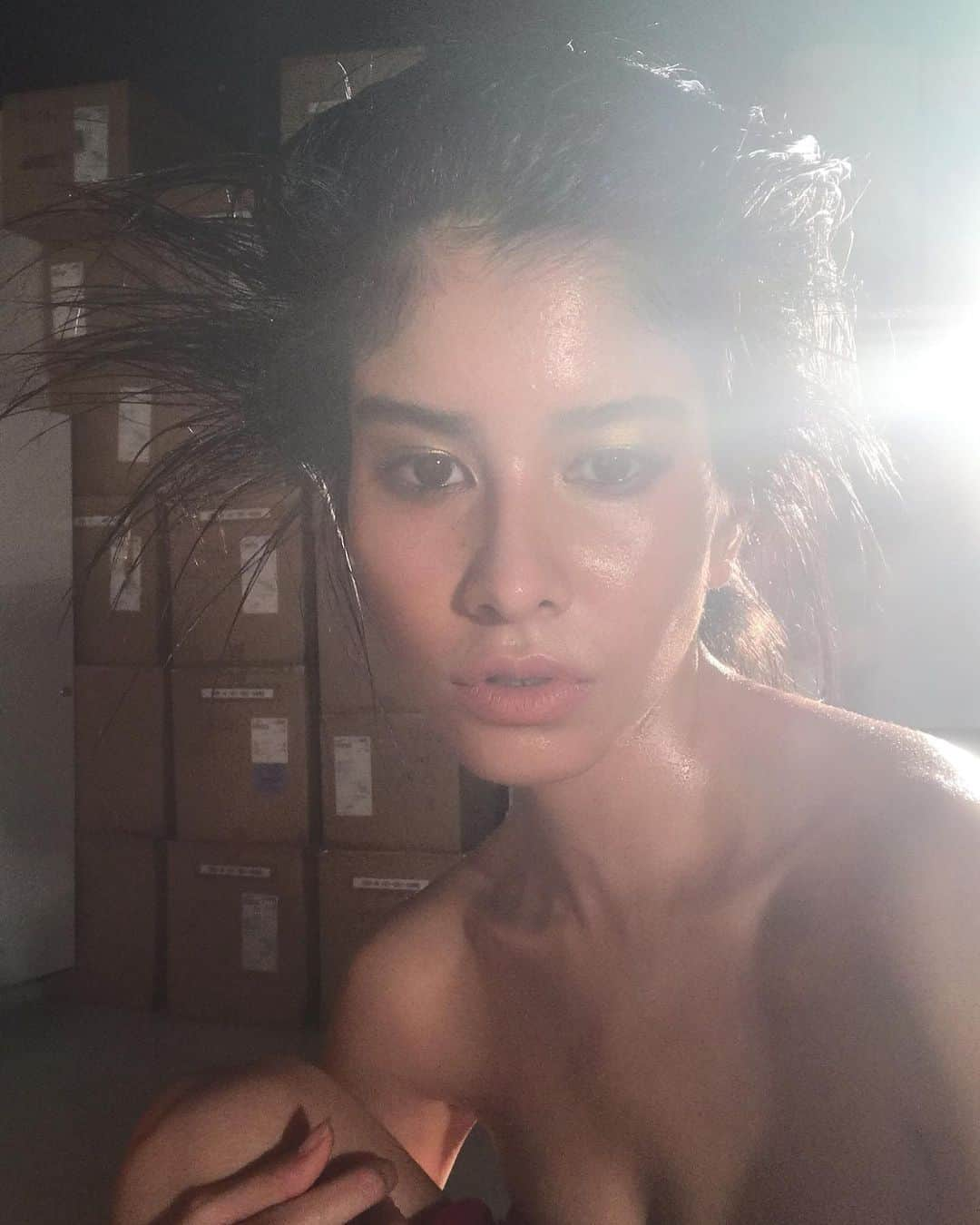 Julia Abe Brazilianさんのインスタグラム写真 - (Julia Abe BrazilianInstagram)「lots of things were done to my hair tdy lol」6月27日 19時40分 - juliasumire