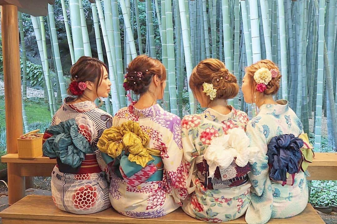 acoさんのインスタグラム写真 - (acoInstagram)「🎐🎐🎐 .  浴衣着て鎌倉散策👘  @nanapanda517 @emiliopucci__ @shiiii0125  浴衣なんて何年ぶりか～ .  浴衣選びとへアセットから キャーキャーわーわー 可愛い～似合う～サイコ～と お互いに誉め殺し🤣👍 . イチオシの報国寺の竹林とお抹茶🍵紫陽花もギリギリ間に合った💓 どれもこれもワクワクしてたのしかった～😀 .  来月も行こうね👘🎶 . . 報国寺で なぜか私としーちゃんだけ蚊にくわれまくる。ﾅｾﾞ。 * * #鎌倉#kamakura#小町通#鎌倉散策#報国寺#抹茶#女子旅#遠足#食べ歩き#浴衣#和装#和服」6月27日 19時34分 - happy_acoaco