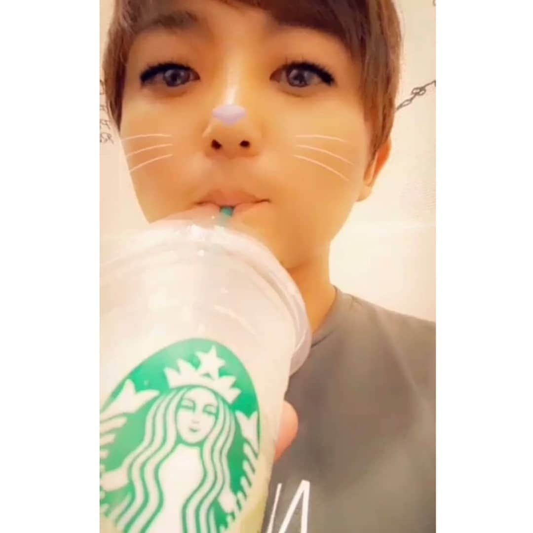 高橋聡文のインスタグラム：「抹茶フラペチーノハマり中🌟  #スナップチャット #スタバ#抹茶フラペチーノ#高橋聡文」