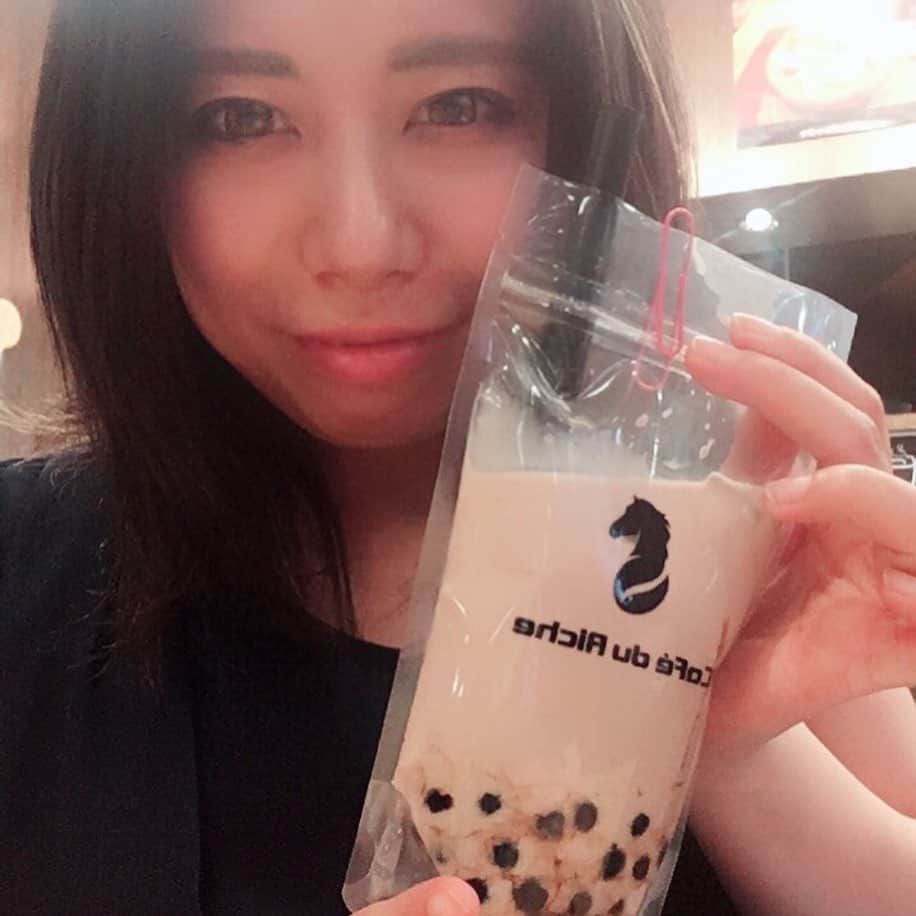 佐々木みえさんのインスタグラム写真 - (佐々木みえInstagram)「cafe du riche に来ました^ ^  ここのタピオカドリンクは袋に入ってて可愛い💕  #東京 #新大久保 #love #instagood #happy #me #girl #instadaily #selfie #photo #lin_stagrammer #instagramjapan #beauty #photooftheday #style #instalike #instagram #like4like」6月27日 19時58分 - ruby.sasamin