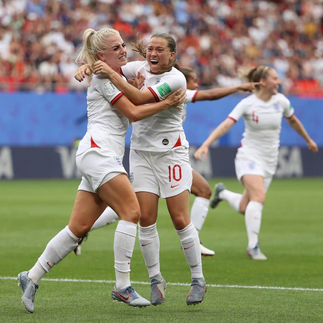 チェルシーFCさんのインスタグラム写真 - (チェルシーFCInstagram)「🏴󠁧󠁢󠁥󠁮󠁧󠁿🇳🇴 Seven @ChelseaFCW players in #FIFAWWC quarter-final action tonight! England v Norway. Good luck, girls! 👊 #CFC #Chelsea」6月27日 20時22分 - chelseafc