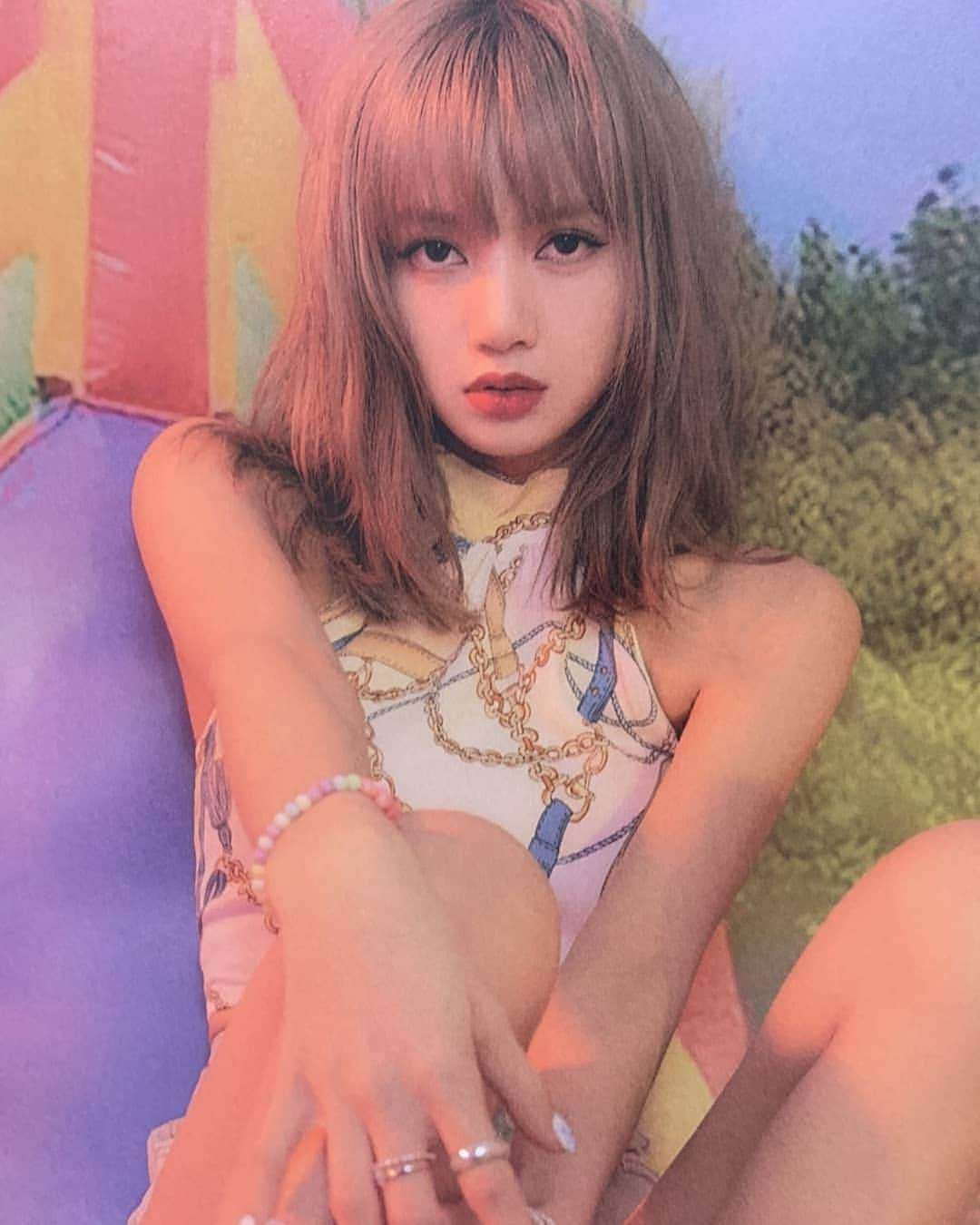 リサさんのインスタグラム写真 - (リサInstagram)「190627 - Blackpink Photobook Limited Edition #BLACKPINK#블랙핑크#LISA#리사 —©BP_doldori2e」6月27日 20時26分 - lisa.blackpink