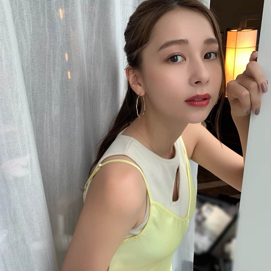 高橋有紀のインスタグラム：「nikiちゃんイベントのヘアメイクでした💛 #osakana_yuki #hairmake」