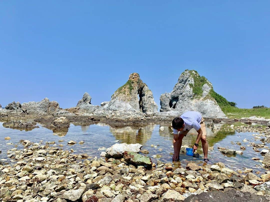 松山航大さんのインスタグラム写真 - (松山航大Instagram)「★ 【あす放送】 NBSフォーカス信州 『夏のとっておき旅～新潟・佐渡めぐり～』 午後7時〜放送！ . 28日のフォーカス信州は、佐渡島の魅力に迫ります。砂金採りやジェットスキーを体験したり、絶品の海の幸を堪能したりと大満喫の佐渡めぐり。 . 見れば佐渡に行きたくなること間違いなし！ ぜひご覧ください！ . #長野放送 #フォーカス信州 #新潟 #佐渡島 #佐渡 #旅 #佐渡汽船 #砂金 #ジェットスキー #カニ #海の幸 #温泉 #偶然 出会った #ステキな #皆さん #アナウンサー #松山航大」6月27日 20時28分 - kodai_matsuyama