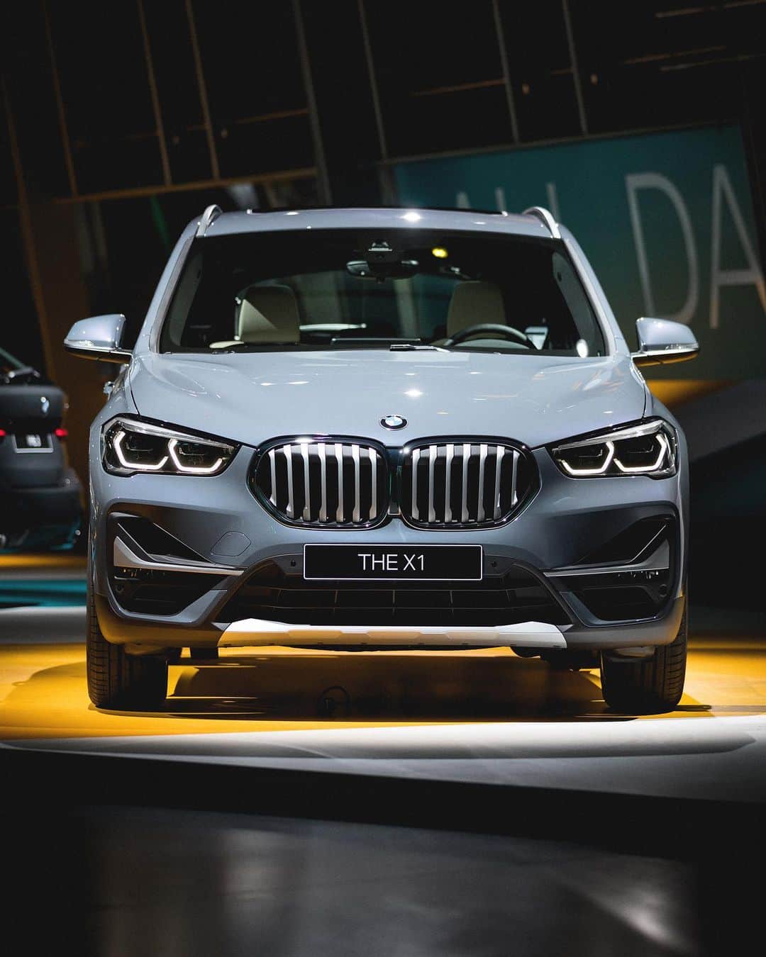BMWさんのインスタグラム写真 - (BMWInstagram)「City or nature? Ready for everything. The new BMW X1 premiered at the #NEXTGen. #TheX1 #BMW #X1 __ BMW X1 xDrive20i: Fuel consumption in l/100 km (combined): 6.7 6.3. CO2 emissions in g/km (combined): 152-143. The values of fuel consumptions, CO2 emissions and energy consumptions shown were determined according to the European Regulation (EC) 715/2007 in the version applicable at the time of type approval. The figures refer to a vehicle with basic configuration in Germany and the range shown considers optional equipment and the different size of wheels and tires available on the selected model. The values of the vehicles are already based on the new WLTP regulation and are translated back into NEDC-equivalent values in order to ensure the comparison between the vehicles. [With respect to these vehicles, for vehicle related taxes or other duties based (at least inter alia) on CO2-emissions the CO2 values may differ to the values stated here.] The CO2 efficiency specifications are determined according to Directive 1999/94/EC and the European Regulation in its current version applicable. The values shown are based on the fuel consumption, CO2 values and energy consumptions according to the NEDC cycle for the classification. For further information about the official fuel consumption and the specific CO2 emission of new passenger cars can be taken out of the „handbook of fuel consumption, the CO2 emission and power consumption of new passenger cars“, which is available at all selling points and at https://www.dat.de/angebote/verlagsprodukte/leitfaden-kraftstoffverbrauch.html.」6月27日 21時09分 - bmw