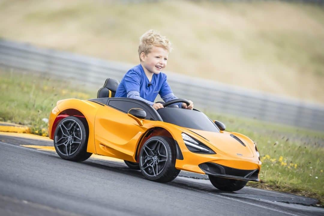 McLaren Automotiveさんのインスタグラム写真 - (McLaren AutomotiveInstagram)「Do you remember that feeling of pure adrenaline you experienced on your first drive? #McLaren720SRideOn」6月27日 21時11分 - mclarenauto