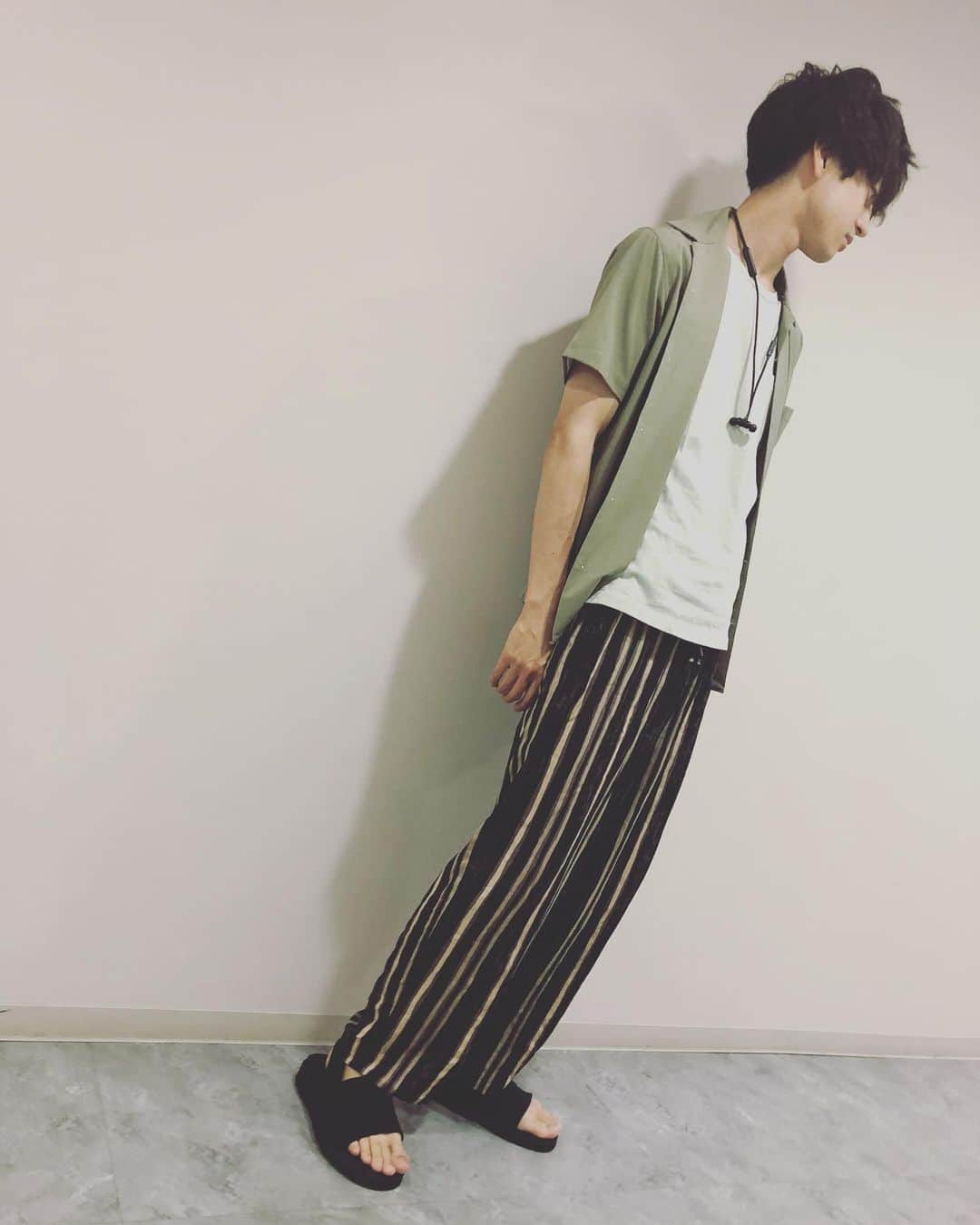 前田隆太朗さんのインスタグラム写真 - (前田隆太朗Instagram)「たくまがヨガのインストラクターみたいな服装してた」6月27日 21時19分 - ryu_mae
