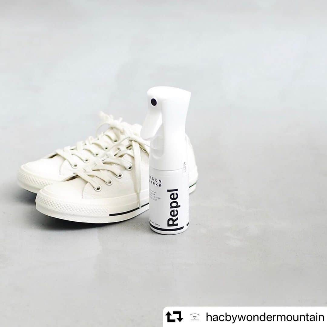 wonder_mountain_irieさんのインスタグラム写真 - (wonder_mountain_irieInstagram)「#repost @hacbywondermountain ・・・ _ JASON MARKK / ジェイソンマーク "REPEL SPRAY" ¥2,160- _ シューズ専用の防水スプレーです。 キャンバス、ゴム、スウェード素材にもお使いいただけます。 _ 〈online store / @digital_mountain〉 http://www.digital-mountain.net/shopdetail/000000005296/ _ 【オンラインストア#DigitalMountain へのご注文】 *24時間注文受付 *1万円以上ご購入で送料無料 tel：084-983-2740 _ We can send your order overseas. Accepted payment method is by PayPal or credit card only. (AMEX is not accepted)  Ordering procedure details can be found here. >> http://www.digital-mountain.net/smartphone/page9.html _ blog > http://hac.digital-mountain.info _ #HACbyWONDERMOUNTAIN 広島県福山市明治町2-5 2階 JR 「#福山駅」より徒歩15分 (11:00 - 19:00 火曜定休) _ #ワンダーマウンテン #japan #hiroshima #福山 #尾道 #倉敷 #鞆の浦 近く _ 系列店：#WonderMountain @wonder_mountain_irie _ #JASONMARKK #ジェイソンマーク _ shoes → #MHL. × #CONVERSE ¥16,200-」6月27日 22時05分 - wonder_mountain_