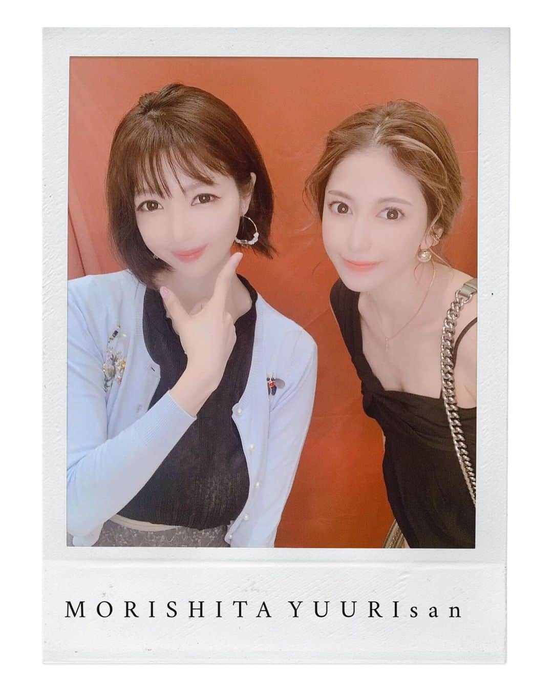 仲村美香さんのインスタグラム写真 - (仲村美香Instagram)「1週間のPOP UP SHOP 無事に終了致しました😭💕 たくさんのご来店本当にありがとうございました😢❤️❤️❤️ 初めてお会いできた方や何回も来てくれるみんな…色んな人に出会えて 本当に楽しく、幸せな日々でした☺️💓 ・ ・ ・ 写真はPOP UPに来てくださった皆さんと…💕 @kumadayoko さん @risayoshiki0727 さん @yuurimorishita さん @yukikaneshiro さん @fuminasuzuki ちゃん @rayoha さん @yu.i.k.a さん @moriharuna71 ちゃん @shiina_yamamoto  @mizukikonuma ちゃん @ainyan_0302  @kurumi_hanji ちゃん @azusan111 ちゃん ・ ・ ありがとうございました😭❤️❤️❤️ ・ ・ ・ ヒカリエに芸能人の皆様が…😱❤️ お忙しい中時間を使って頂き 本当にありがとうございました😭💕 嬉しすぎました…😢❤️❤️❤️ お仕事頑張ってきてよかった😭笑 仲良しのみんなも来てくれて 嬉しかった♡楽しかった♡ ・ ・ ・ 1週間一緒に頑張ってくれたスタッフの皆さんも 本当にありがとうございました☺️❤️ また次回は更にパワーアップして 頑張ります٩(๑❛ᴗ❛๑)۶✨笑 ・ ・ ・ ・ #popup#ポップアップ#MARQUE#マルク#MIDASTOUCH#ミダスタッチ」6月27日 22時26分 - mikapu0519