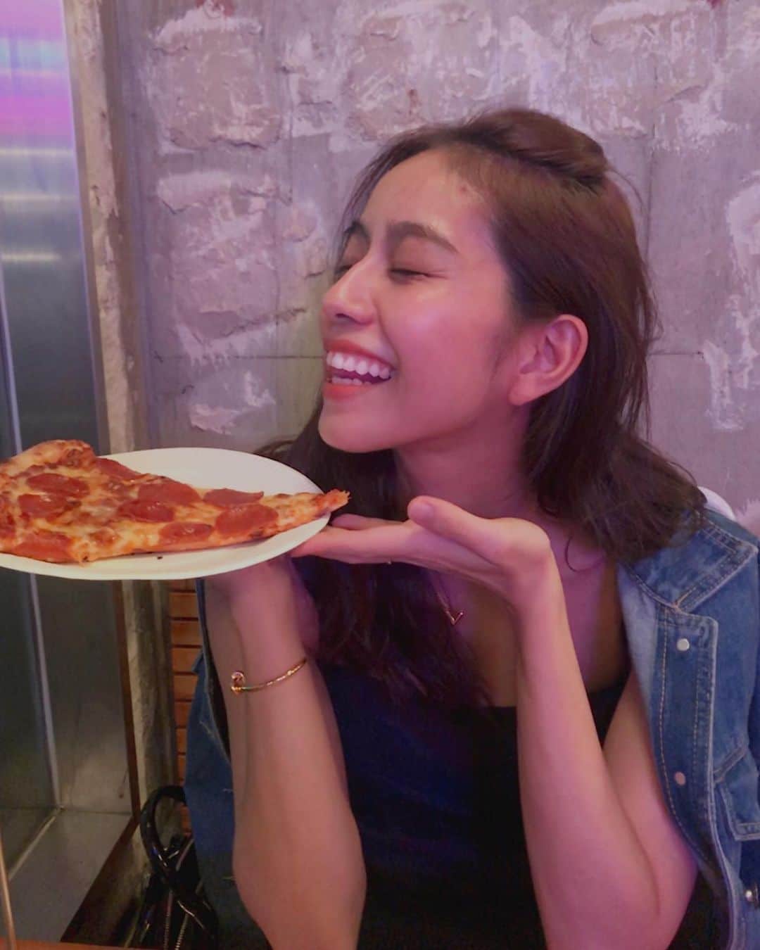 大見謝葉月のグルメインスタ