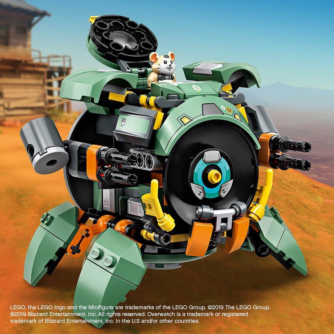 LEGOさんのインスタグラム写真 - (LEGOInstagram)「Time to level up! New LEGO #Overwatch sets coming this October - with a special preview at San Diego Comic Con in July 😎@playoverwatch #gaming #LEGOSDCC」6月27日 23時00分 - lego