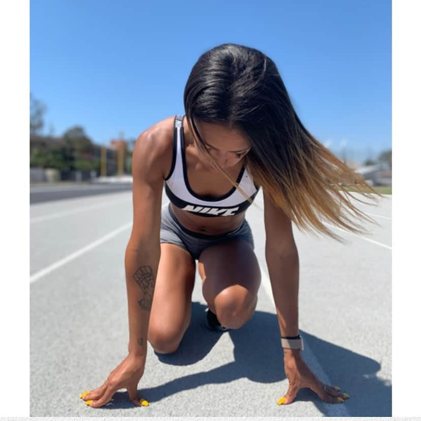 Whitney ROWEさんのインスタグラム写真 - (Whitney ROWEInstagram)「Grateful for the small victories. . . . . . . . . #tracknation #blessed」6月28日 8時52分 - whiitrowe