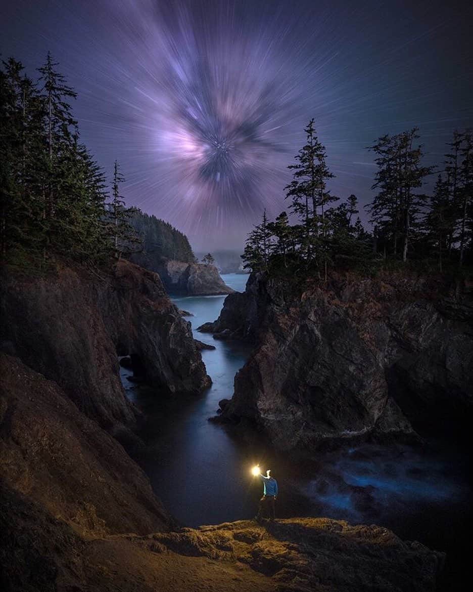 instagoodさんのインスタグラム写真 - (instagoodInstagram)「Hey guys - @krl_photo here with an all out @instagood takeover!  I’m elated to share this image with you all. This Oregon Coast Photo has won several awards and is one of my favorite coastlines in the world.  I just taught a photography workshop here last month and already missing this area.  Can’t wait to head back next year! Attached you will find another poem I have written for this image.  I hope you enjoy 😊 • • Lantern Holder - @ryantoswald • • “Sleepless waves disappear beyond the light of her lips. Glowing with precision- earthly kisses take their grips. • Scorching is her fireball as she winds up for a pitch. Flipping your world over like a burning crimson switch. • A universe of bliss only the stars can see. Warping an endless tunnel of love just for me”. -KRL-」6月28日 9時19分 - instagood