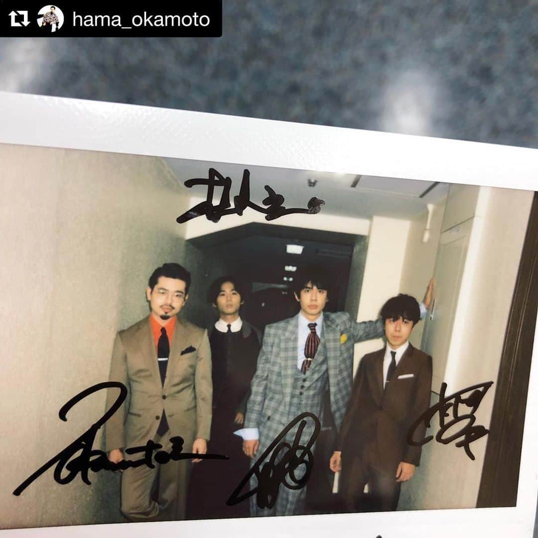 野々口祐子のインスタグラム：「#Repost @hama_okamoto with @get_repost ・・・ OKAMOTO'S 武道館ライブ 3年前のライブを最後に久しぶり来れたライブ。 完全にパワーアップしてました。  エネルギーをビシビシ感じるライブ。 どストレートでシビれた、かっこよかった、、 そして泣きました。  10年という節目のこの瞬間に立ち合えて 本当に良かったです。  OKAMOTO′S ありがとう！！！ . #okamotos #live #lastboy」