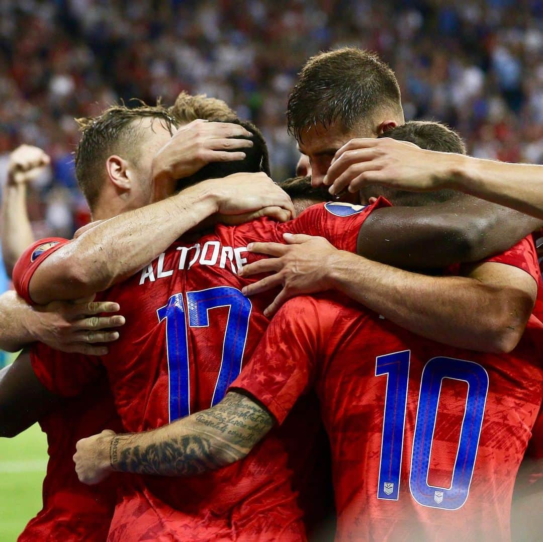 サッカー アメリカ代表チームさんのインスタグラム写真 - (サッカー アメリカ代表チームInstagram)「More 📸 from a great night in KC! #GoldCup2019」6月28日 1時18分 - usmnt