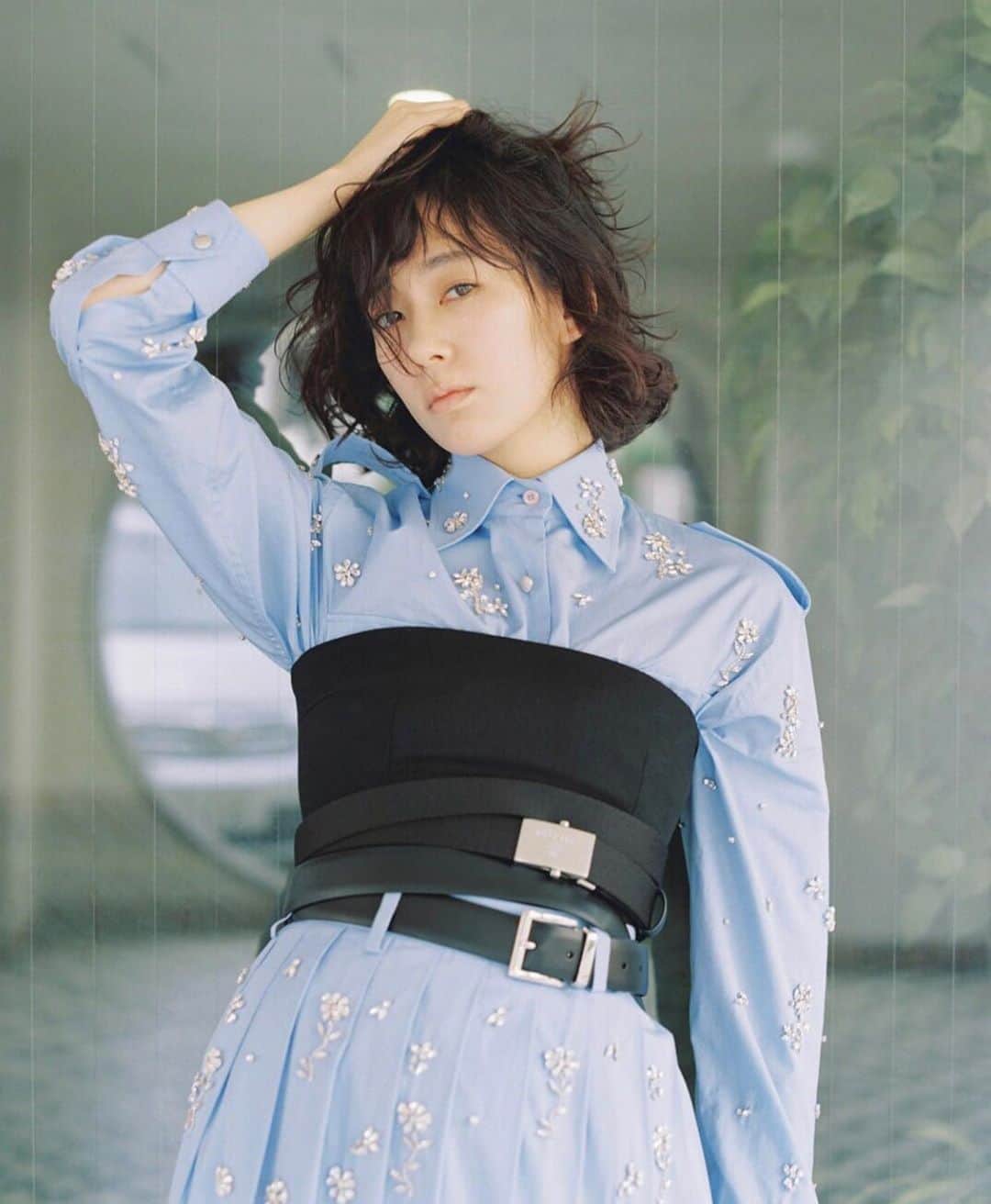 水川あさみのインスタグラム：「the fashion post vol.3 ...other cut. #thefashionpost #prada」