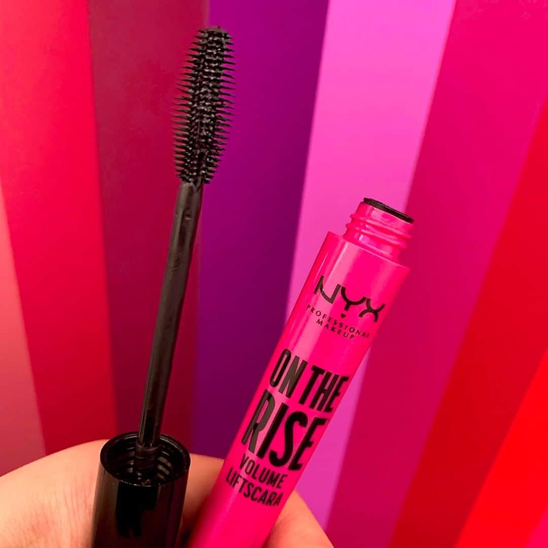NYX Cosmeticsさんのインスタグラム写真 - (NYX CosmeticsInstagram)「THAT APPLICATOR THO 👀💕 Who's tried our NEW On The Rise Volume  Liftscara? 🙌 Available exclusively at @ultabeauty & #NYXProfessionalMakeup stores ✨ || #nyxcosmetics #crueltyfreebeauty #veganformula」6月28日 1時59分 - nyxcosmetics