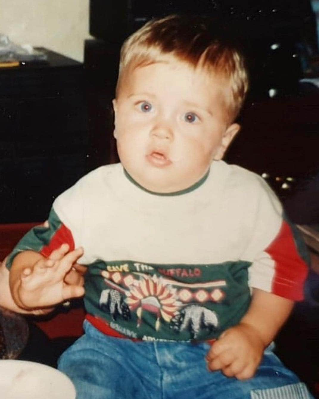 ダニエル・オズボーンさんのインスタグラム写真 - (ダニエル・オズボーンInstagram)「This little chubby dude is 28 today!! 😄 Happy Birthday to me! 🎂😂 time just absolutely flies by, another year older. Enjoy life while we are here guys & be happy 🍻❤️」6月28日 2時18分 - danosborneofficial