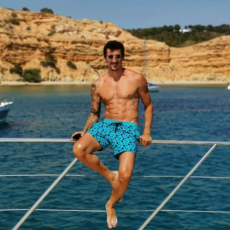 ステファン・サヴィッチのインスタグラム：「😎🌞」