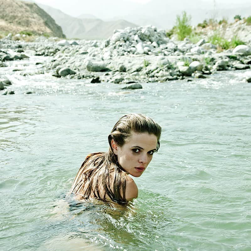 タイラー・シールズのインスタグラム：「The unknown is never discovered with out exploration, I saw this river from a plane and had no idea how to get to it, but @dpanabaker was more than willing to take the long hike with me into the unknown, this river would later disappear due to a drought that lasted many years, and I have been back a few times but this spot was never the same, do you want to see more from the archives?」