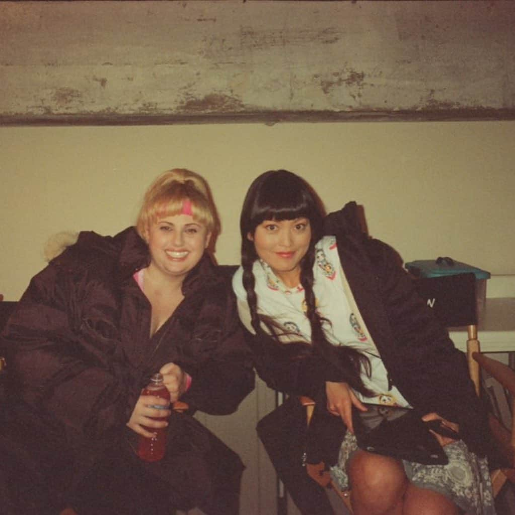 レベル・ウィルソンさんのインスタグラム写真 - (レベル・ウィルソンInstagram)「So 8 years or so ago we made a little movie called PITCH PERFECT and @brittanysnow had a real camera and developed these photos just this week! I love all the Pitch ladies so much and everyone who worked on these films. We have such great memories together x」6月28日 9時57分 - rebelwilson