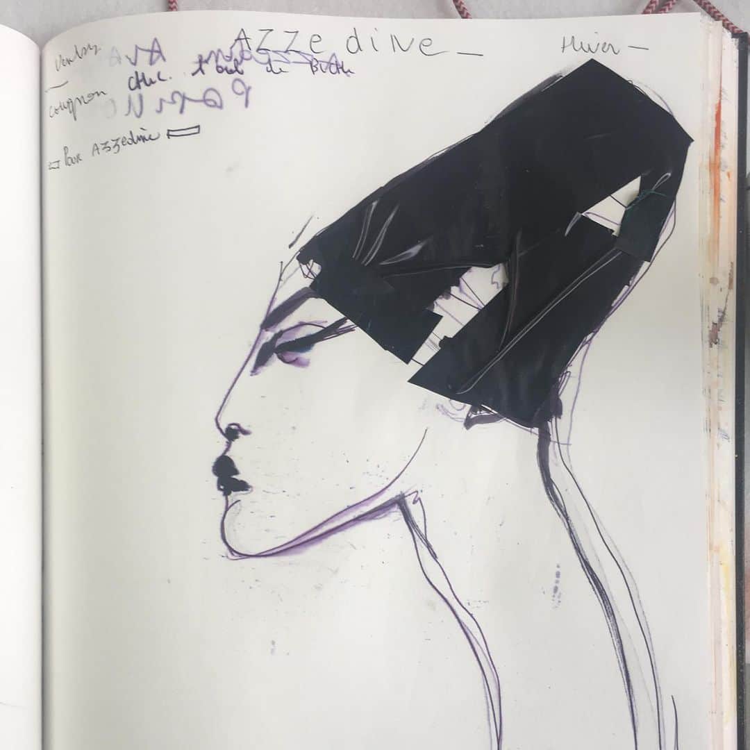 JULIEN D'YSさんのインスタグラム写真 - (JULIEN D'YSInstagram)「Nefertiti for dindin  @azzedinealaiaofficial @carlynecerfdedudzeele @carlasozzani @emmanuelsammartino #drawing inspiration #juliendys #carnetjuliendys」6月28日 4時44分 - juliendys