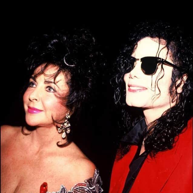 マイケル・ジャクソンさんのインスタグラム写真 - (マイケル・ジャクソンInstagram)「“To say the man is a genius is an understatement. He cradles each note, coaxes the music to depths beyond reality.” – Elizabeth Taylor on Michael Jackson  Photo: Elizabeth Taylor and Michael Jackson at the Operation One to One honors ceremony in 1992.」6月28日 5時25分 - michaeljackson
