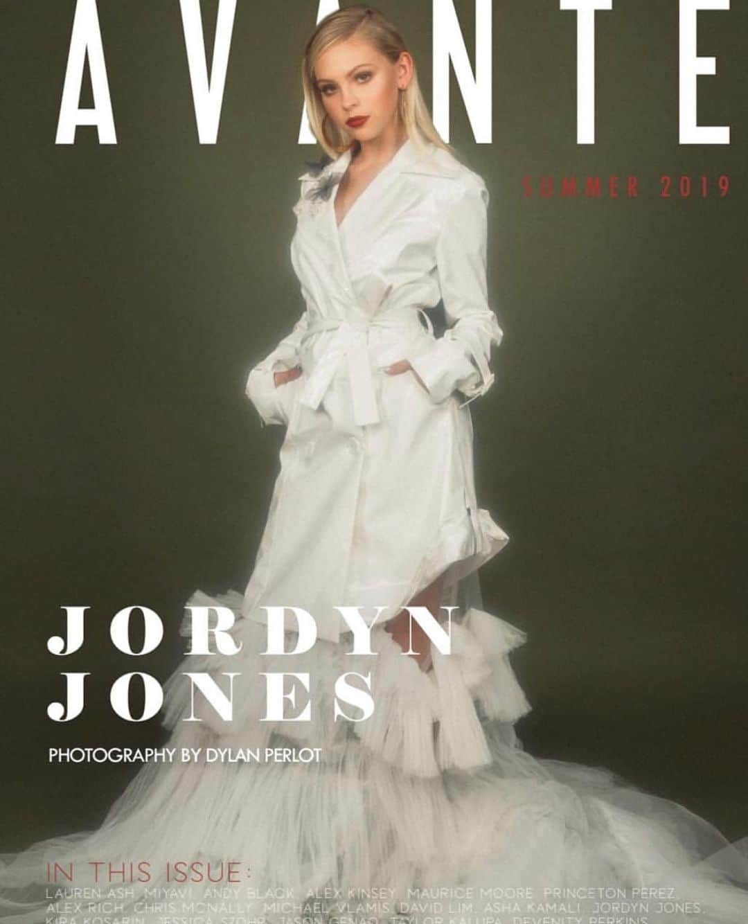 ジョーディン・ジョーンズさんのインスタグラム写真 - (ジョーディン・ジョーンズInstagram)「summer cover for @avante_magazine 🎶💋」6月28日 5時43分 - jordynjones