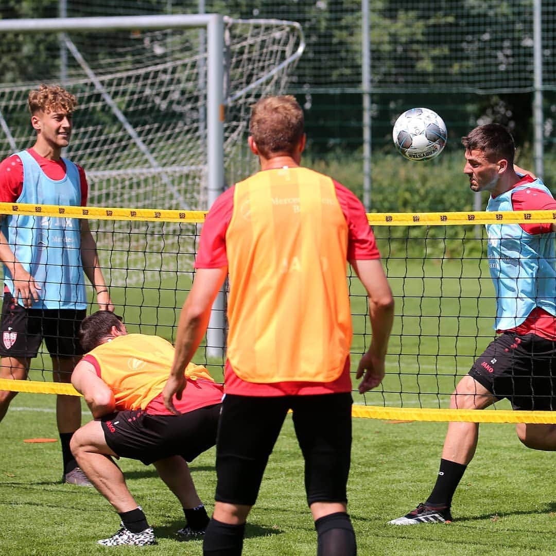 VfBシュトゥットガルトさんのインスタグラム写真 - (VfBシュトゥットガルトInstagram)「Impressionen aus #Kitzbühel. #trainingslager #tag4 #vorbereitung #VfB #vfbstuttgart #vfbstuttgart1893 #VfBInsta」6月28日 6時13分 - vfb