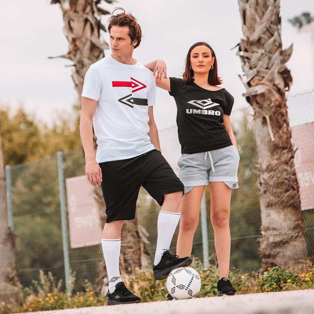 UMBROさんのインスタグラム写真 - (UMBROInstagram)「Mood ⚽️. For players who like to ball in comfort. Check our story for the link. . . . . #umbro #umbrogreece #greece #streetstyle #streetwear #lifestyle #athleisure」6月28日 6時16分 - umbro
