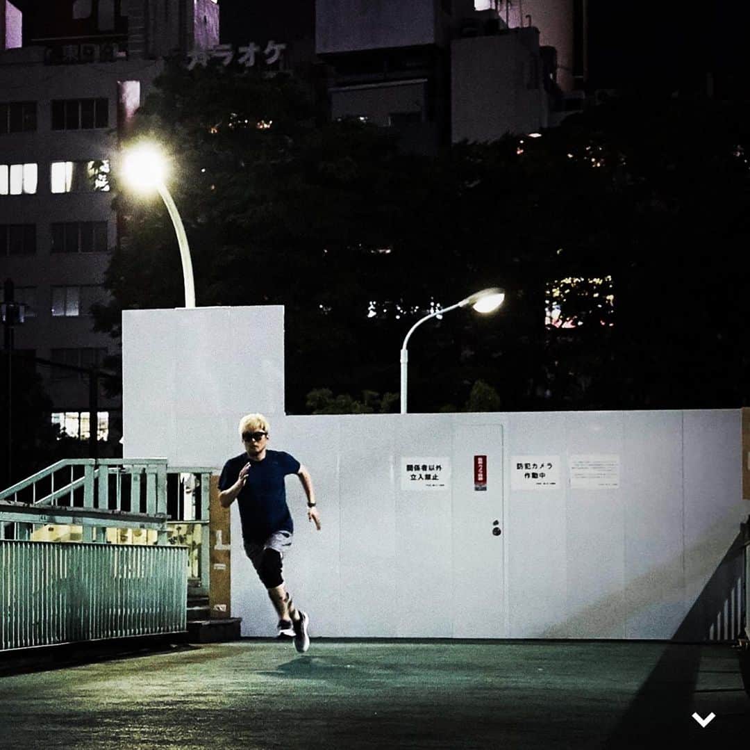 橋本塁さんのインスタグラム写真 - (橋本塁Instagram)「おはようございます！朝ランへ！  #サウシュー #stingrun #run #running  #adidas #朝ラン #ランニング #ラン #urbanrunning #adidasrunning #adidasultraboost #streetrunning #アディダス #tokyo #tokyorunning」6月28日 6時24分 - ruihashimoto