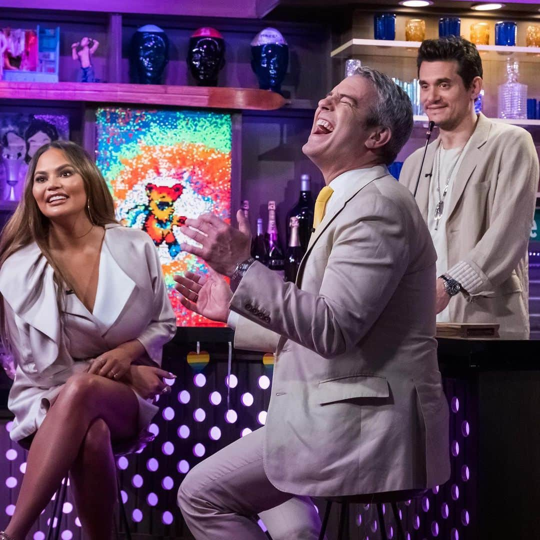 アンディー・コーエンさんのインスタグラム写真 - (アンディー・コーエンInstagram)「Tonight! @chrissyteigen @johnmayer & @countessluann celebrate 10 years of #WWHL right after the #RHONY finale! #FeelinJovani #AndItFeelsSoGood (📸: @charlessykes)」6月28日 7時00分 - bravoandy