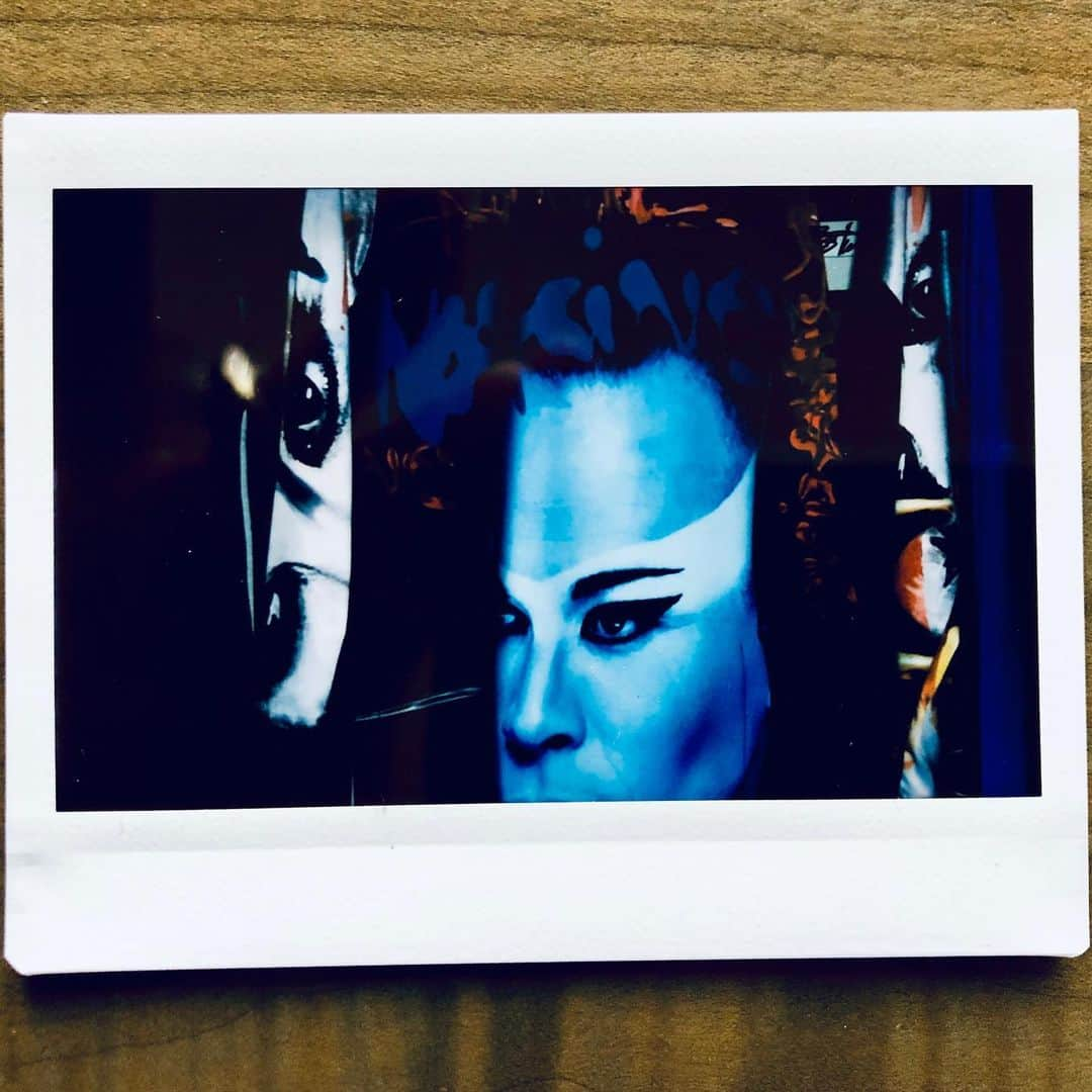 エンパイア・オブ・ザ・サンさんのインスタグラム写真 - (エンパイア・オブ・ザ・サンInstagram)「Emperors new clothes  #emperorandthepolaroids #designedbyemperor」6月28日 8時19分 - empireofthesunsound